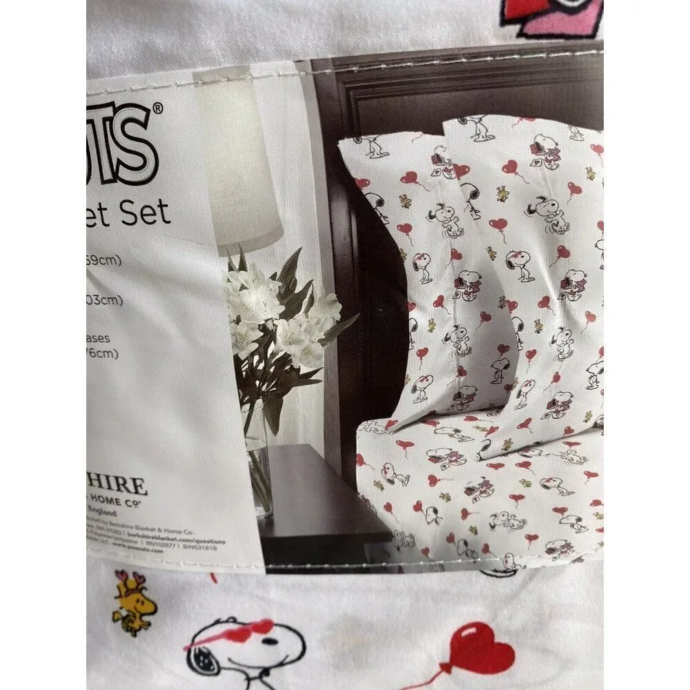 Berkshire peanuts snoopy